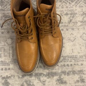Hawke & Co Tan Leather Moc-Toe Boots